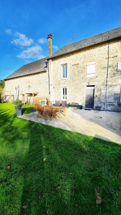 Dans La Creuse Bed & Breakfast Mourioux-Vieilleville Exterior foto